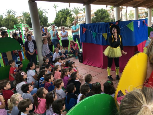 Cientos de familias disfrutaron de una jornada de ocio en la V Jornada en Familia celebrada en San Blas - 2, Foto 2