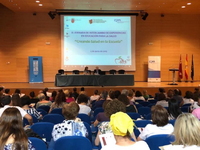 Más de 180 personas participan en la IX Jornada de Intercambio de Experiencias en Educación para la Salud - 2, Foto 2