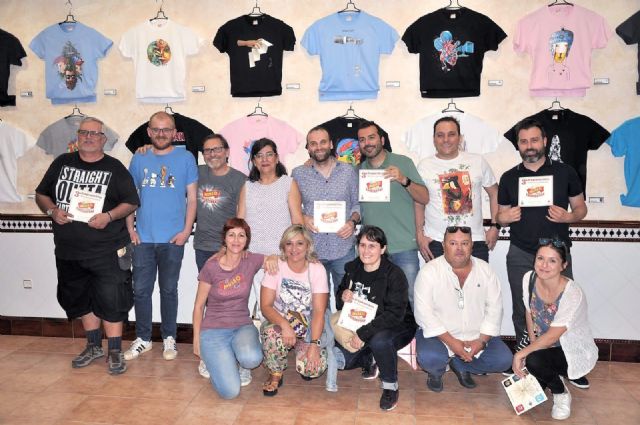 La tercera exposición de Artistas en Camiseta podrá visitarse hasta el próximo 30 de junio - 1, Foto 1