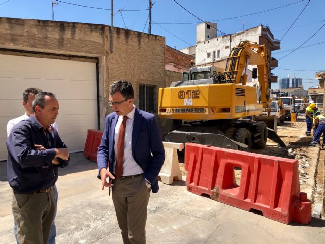 Una batería de cinco actuaciones para mejorar el acceso a la red de agua de más de 6.700 vecinos de Zarandona - 2, Foto 2