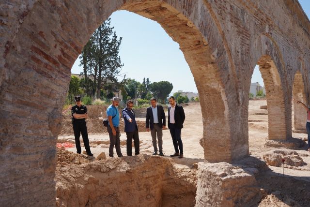 Visita a las obras de adecuación del entorno del Museo de la Huerta y acueducto de la Rueda de Alcantarilla - 1, Foto 1