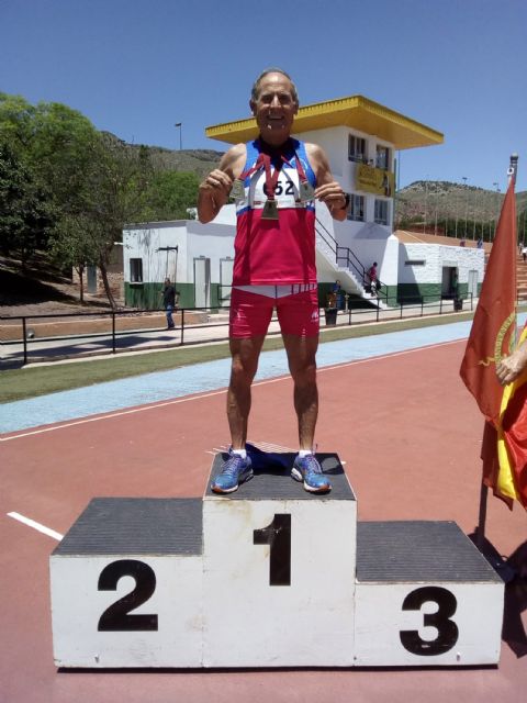 El atleta torreño Ángel Salinas revalida sus títulos regionales de 100, 200 y 400 metros - 1, Foto 1