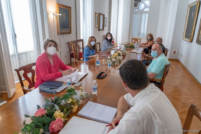 Ayuntamiento y sindicatos acuerdan reactivar la Mesa del Empleo - 1, Foto 1