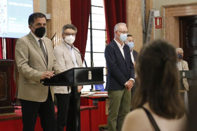 El Ayuntamiento premia a los escolares concienciados con el cuidado del Medio Ambiente - 2, Foto 2