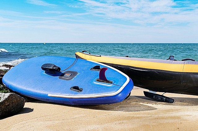 Una empresa de Barcelona revoluciona los deportes náuticos con un propulsor eléctrico portátil - 3, Foto 3