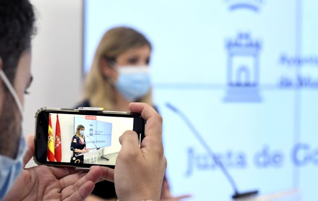 Un muro de contención de tierras evitará desprendimientos en varios tramos de la calle Agüera de Torreagüera - 1, Foto 1