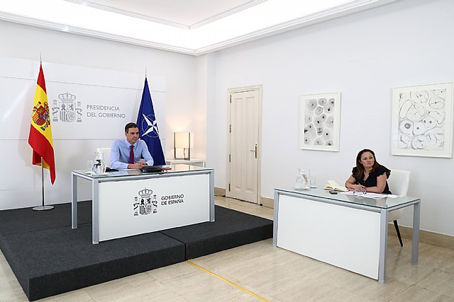 Videoconferencia del presidente del Gobierno con el secretario general de la OTAN - 2, Foto 2