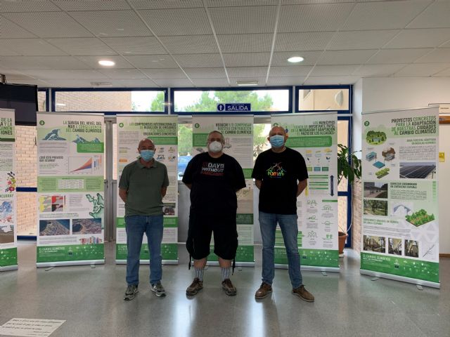 El IES Europa acoge la exposición Cambio Climático y proyecto LIFE ADAPTATE, dentro de las actividades del Mes del Medioambiente - 2, Foto 2