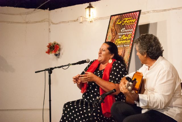El cante inunda la Peña Flamenca Melón de Oro en la primera selectiva del Festival de Lo Ferro - 1, Foto 1