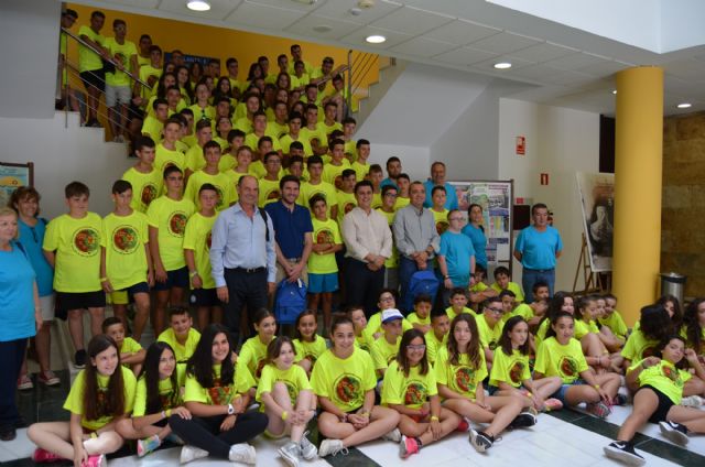 Más de un centenar de chicos y chicas , de entre 8 y 17 años, participan en el 27 Campeonato de España Juvenil Copa S.M. El Rey de Palomos Deportivos, en San Javier - 1, Foto 1