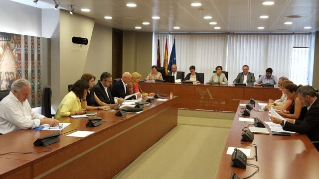 Un total de 1.237 dependientes se beneficiarán de la supresión del 33% del copago en los centros de día - 1, Foto 1