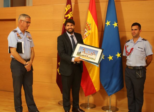 López Miras: Los alumnos de la Academia General del Aire son garantes de la paz y la libertad y un orgullo para la Región - 4, Foto 4