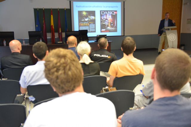 Simulacros de atentados terroristas en un curso de verano de la UPCT - 1, Foto 1