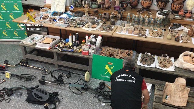 La Guardia Civil desarticula una organización criminal dedicada a expoliar yacimientos arqueológicos