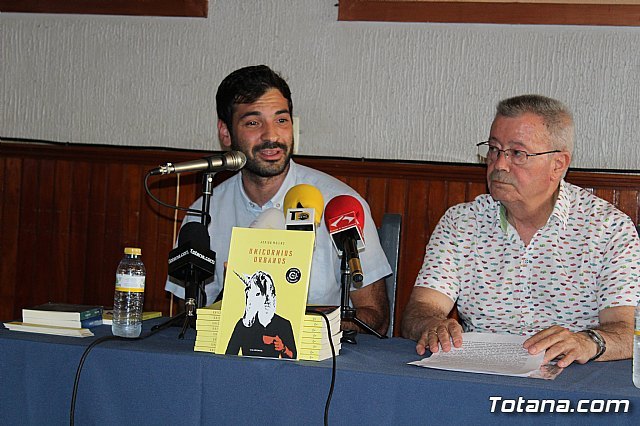 Unicornios Urbanos, de Adrián Molino, Foto 3