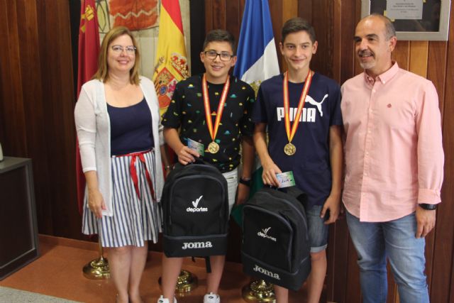 Dos pinatarenses conquistan el campeonato de España infantil de fútbol sala con ElPozo FS - 1, Foto 1