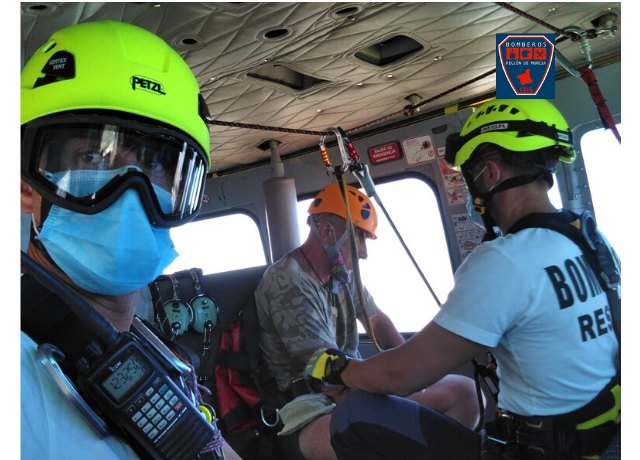 Rescatan a senderista en Senda de Fatares, Monte Roldan - 1, Foto 1