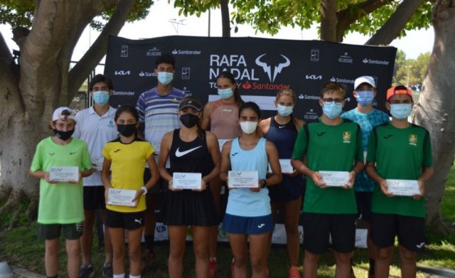 Un total de 500 tenistas juveniles han participado en Alicante en el Rafa Nadal Tour by Santander - 1, Foto 1