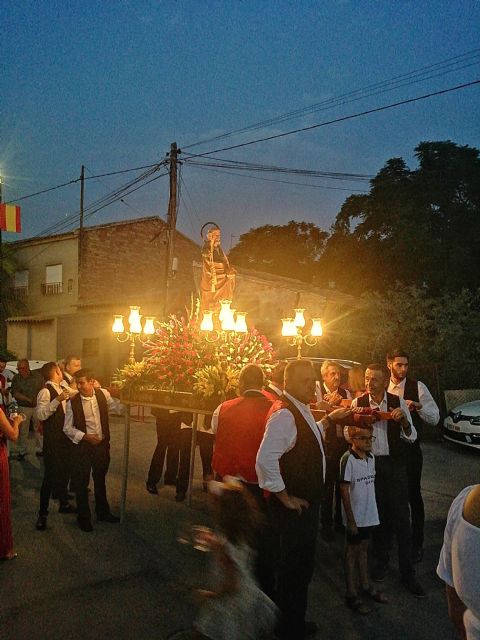 El PP de Las Torres de Cotillas con los vecinos del Barrio de San Pedro este domingo en su día grande de fiestas patronales - 3, Foto 3