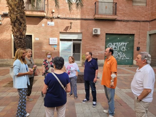El PSOE cede a los mayores de Santa Eulalia un local sin luz - 1, Foto 1