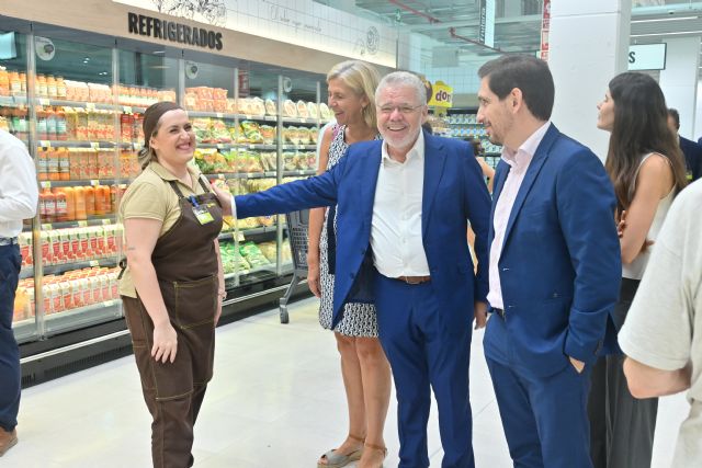 El nuevo hipermercado de family cash en Murcia recibe la visita de más de 4.000 clientes en su inauguración - 2, Foto 2