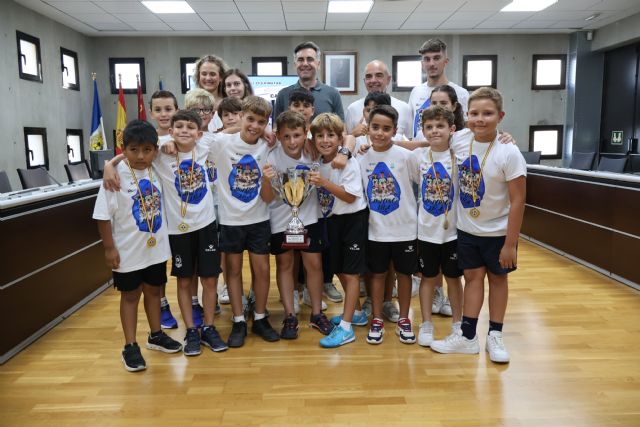 Antenas Moli CFS Pinatar es recibido en el Ayuntamiento tras ganar la Liga Benjamín - 3, Foto 3