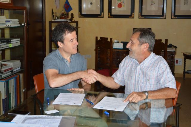 El ayuntamiento de Blanca firma un convenio de colaboración con la Fundación Desarrollo Sostenible - 1, Foto 1