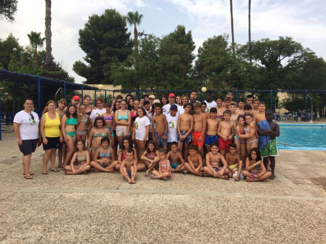 60 menores en la disfrutan de actividades y talleres en la Escuela de verano de Santiago y Zaraiche - 2, Foto 2