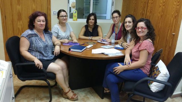Familia impulsa el programa 'Adelante' para facilitar la inserción socio-laboral de 75 mujeres con especial vulnerabilidad - 1, Foto 1