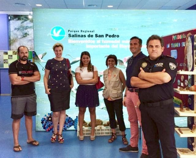 Medio Natural forma a policías y operarios de mantenimiento de las playas sobre cómo actuar ante la presencia de tortuga boba - 1, Foto 1