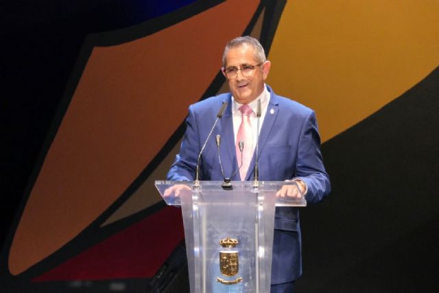 Poesía, verso y emoción contenida en el pregón del actor murciano de la 57 edición del festival cante de las minas - 1, Foto 1