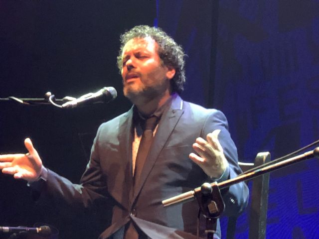 Dos estilos se dan la mano en el templo del flamenco durante la primera gala - 1, Foto 1