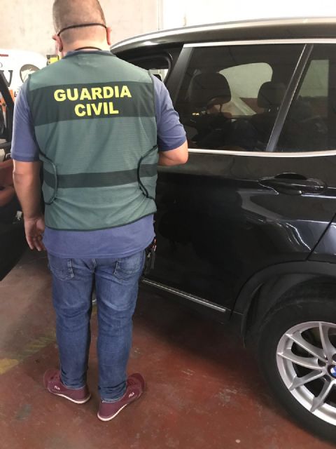 La Guardia Civil desmantela un grupo delictivo dedicado a la manipulación de los cuentakilómetros de vehículos importados de Alemania - 1, Foto 1