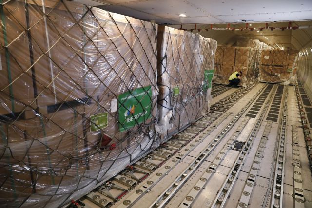 Llegan a España 300 respiradores donados por Iberdrola para reforzar la capacidad de respuesta frente al COVID-19 - 3, Foto 3