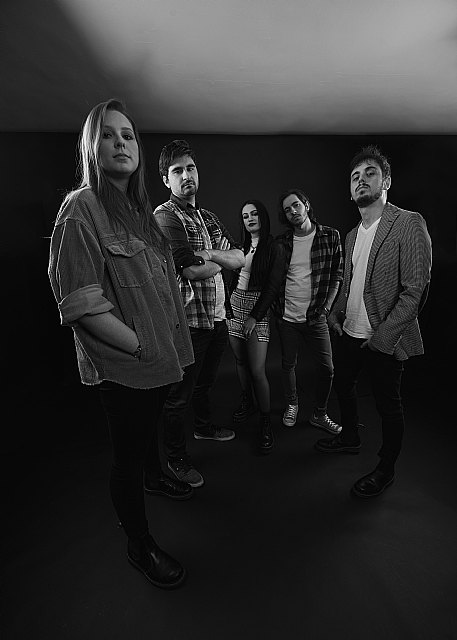 1000 Veces Mejor es el nuevo discodel grupo de rock CIVES, tras los adelantos de los singles Bang Bang, No Quiero y Dinamita - 2, Foto 2