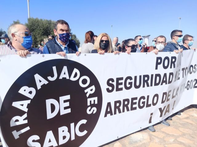 MC: Los anticartageneros N. Arroyo y Díez de Revenga (PP) niegan a los aljorreños el arreglo de la RM-602 - 1, Foto 1