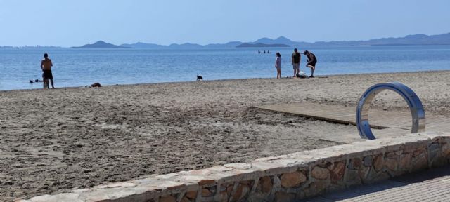Los Alcázares estrena la primera playa canina del Mar Menor - 1, Foto 1