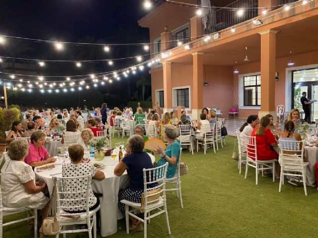 Las blancas celebran su tradicional cena de verano 2022 - 1, Foto 1