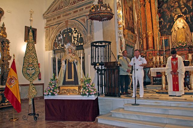 Entrega Bandera Nacional. Sevilla .En la festividad de Ntra Sra del Carmen,tuvo lugar en la iglesia de Santiago de Sevilla el acto de entrega de una Bandera Nacional - 3, Foto 3