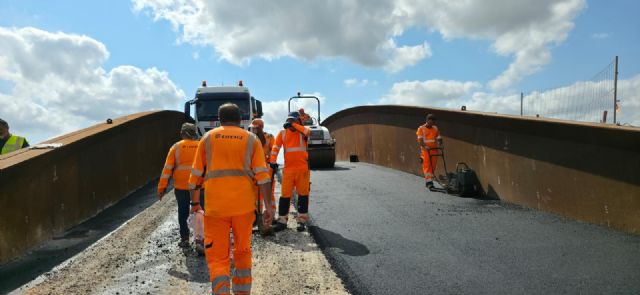 El puente de El Raal encara el final de sus obras con la ejecución del aglomerado - 3, Foto 3