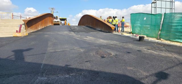 El puente de El Raal encara el final de sus obras con la ejecución del aglomerado - 4, Foto 4