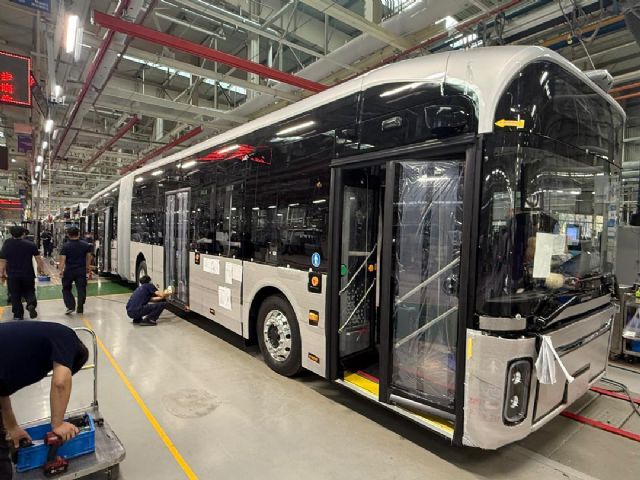 Los siete primeros tranvibuses de Murcia afrontan su última semana de fabricación - 1, Foto 1