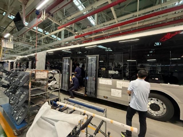 Los siete primeros tranvibuses de Murcia afrontan su última semana de fabricación - 2, Foto 2