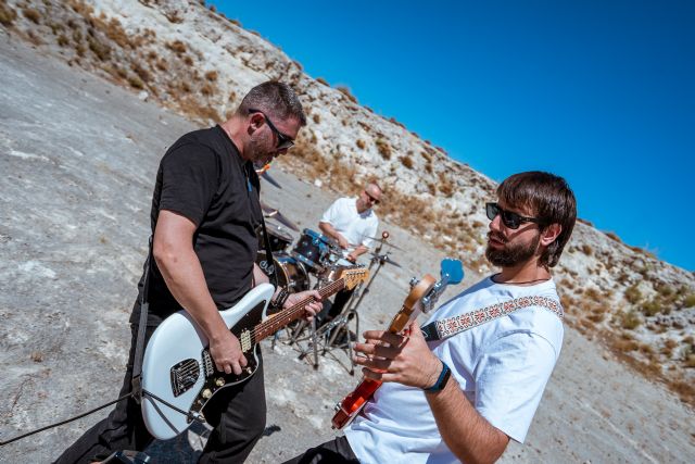 Antihéroe publica Noches de luna llena, un himno indie sobre la presión social y la búsqueda de identidad - 1, Foto 1