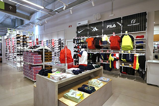 Sprinter apuesta por Murcia con 2 aperturas que han generado 32 puestos de trabajo - 1, Foto 1