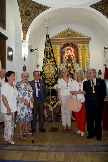 De la decadencia al brillo, el estandarte vuelve a lucir con todo su esplendor del Carmen de Calatrava de Sevilla - 4, Foto 4