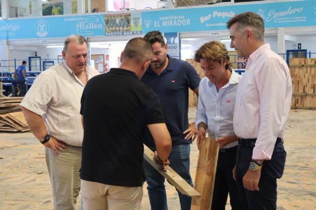 Ayuntamiento y CARM sustituyen el pavimento deportivo del Pabellón Príncipe de Asturias - 2, Foto 2