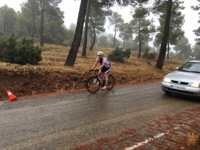 Terra Sport Cycling organizó una ruta al Collado Bermejo para ver pasar la Vuelta a España, Foto 5