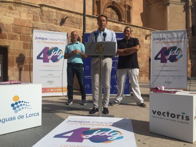 Concierto, espectáculo de luces, música y sonido y fuegos artificiales formarán parte de la Jornada Inaugural de los XL Juegos Deportivos del Guadalentín que tendrá lugar el viernes desde la Plaza de España - 1, Foto 1