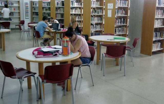 Podemos exigirá la mejora del wifi y los ordenadores en la biblioteca de la Casa de la Cultura de Cartagena - 1, Foto 1